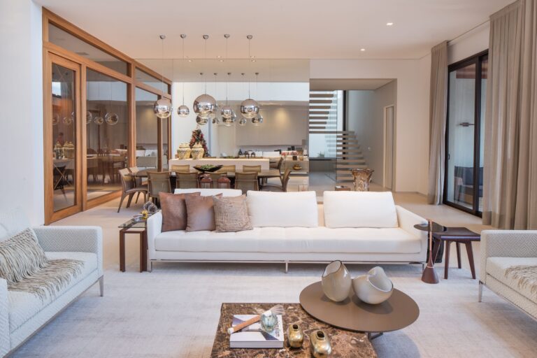 Beyond the Wheel: A Comprehensive Deep Dive into the Modern Interior Of 18 Wheeler Cabs