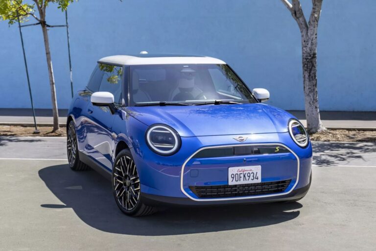The Ultimate Guide to Mini Mouse Jeeps: Everything You Need to Know