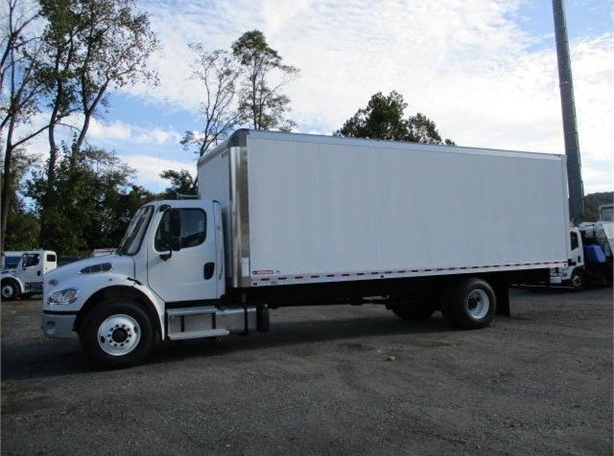 The Ultimate Guide to the 26 Ft Box Truck: Capacity, Costs, and Crucial Tips