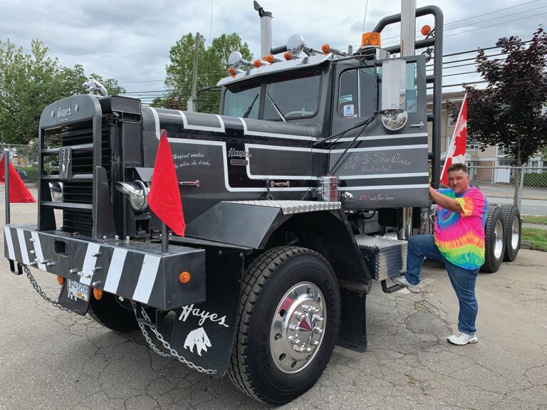 Unearthing the Giants: A Comprehensive Guide to Hayes Trucks – The Indomitable Spirit of Canadian Heavy Haulage
