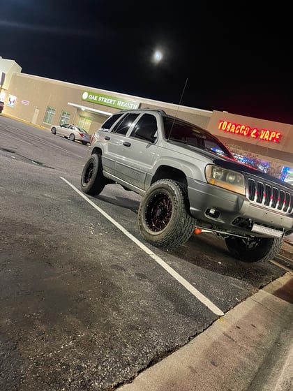 Unleash the Beast: Your Ultimate Guide to a Lifted 2001 Jeep Grand Cherokee (WJ)