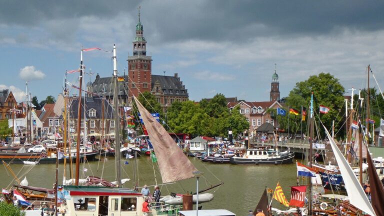 Unlock Your Truck’s Potential: The Ultimate Leer Compatible Chart Guide