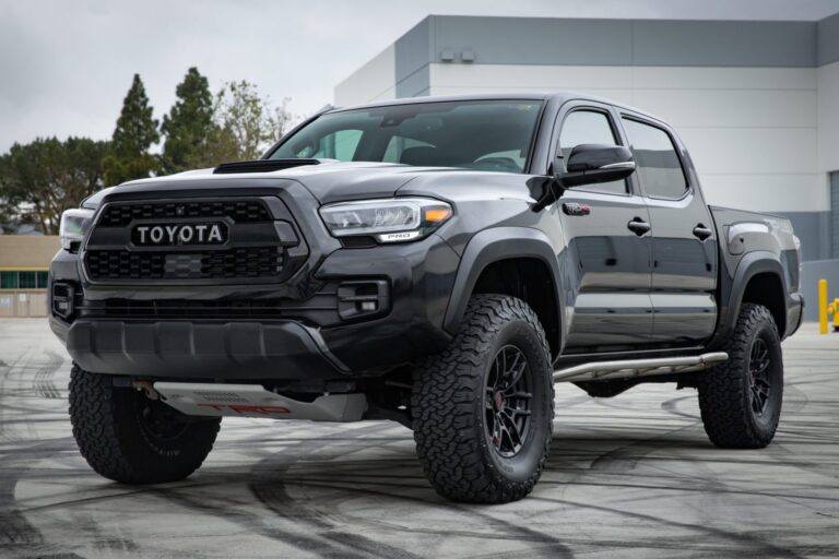 Unlocking Your Tacoma’s Full Potential: The Ultimate Guide to Snug Top Truck Caps