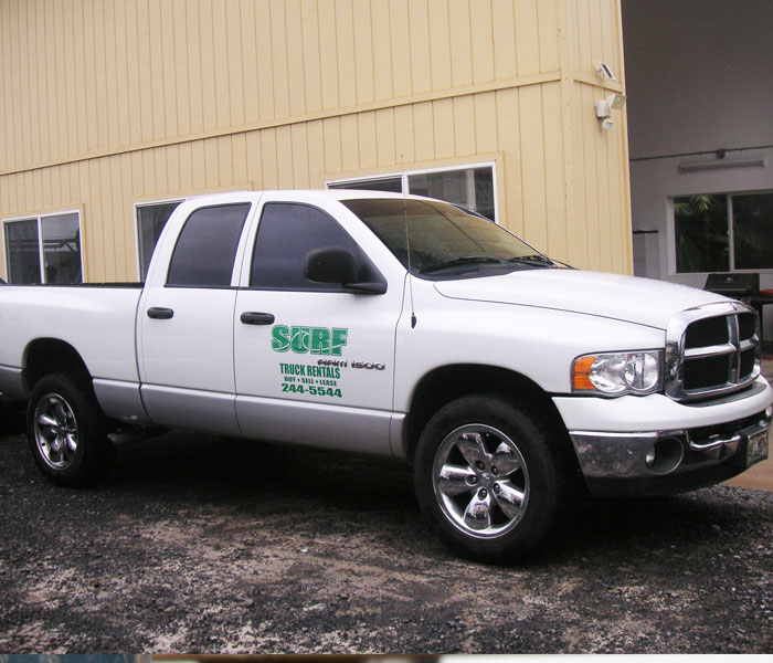 Who Rents Flatbed Trucks? Uncovering the Diverse World of Open-Bed Hauling